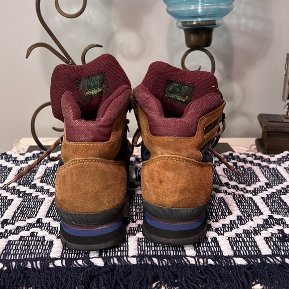 Timberland Mid Lace Up Brown Suede Navy Trim - Picture 2 of 12